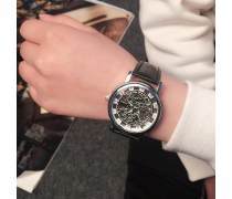 时间在指尖流动的艺术 探索透明镂空机械表的魅力